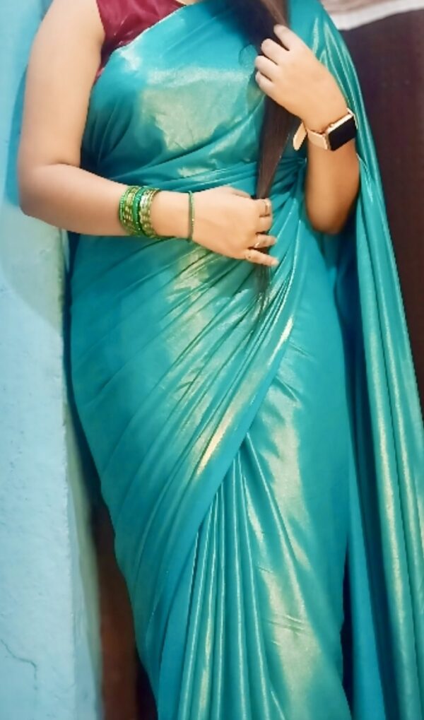 Rama Coloured Lycra Blend Saree With Blouse - Image 2