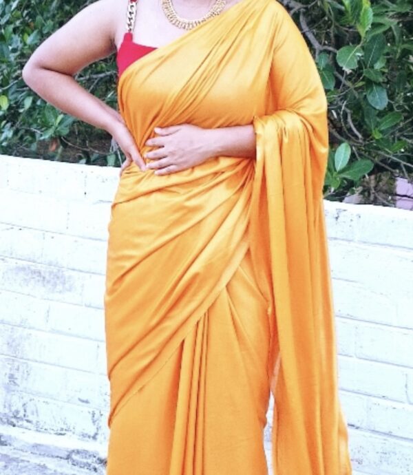 Yellow Coloured Lycra Blend Saree With Blouse - Image 2