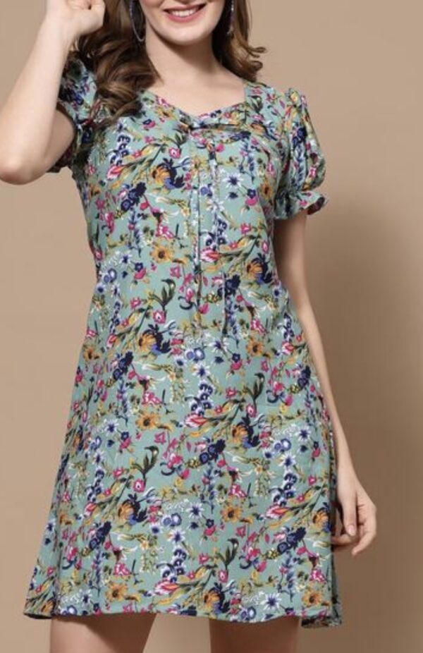 Summer’s Floral Round Neck Blue Dresses